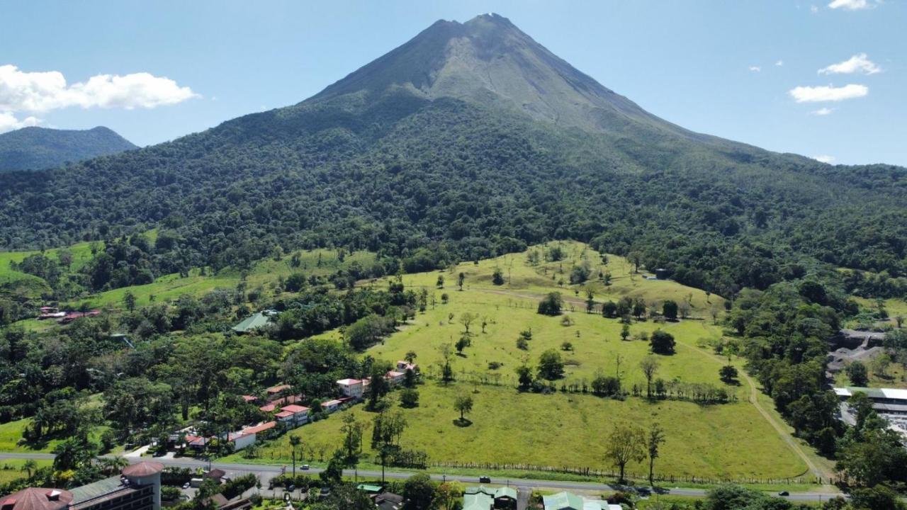Hotel & Hot Springs Sueno Dorado La Fortuna Екстериор снимка