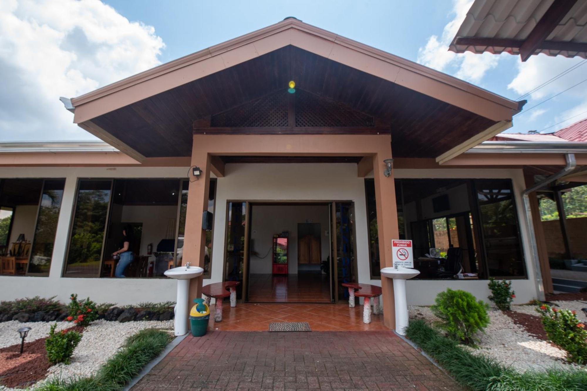 Hotel & Hot Springs Sueno Dorado La Fortuna Екстериор снимка